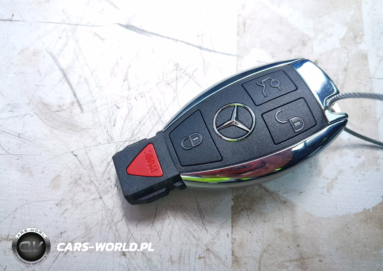 2013 Mercedes-Benz C 250 VIN:WDDGJ4HB4DG033319 - 11