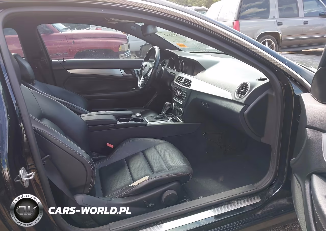 2013 Mercedes-Benz C 250 VIN:WDDGJ4HB4DG033319 - 5