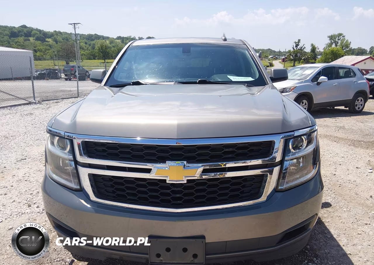 2018 Chevrolet Suburban Ls VIN:1GNSKGKC9JR299995 - 12