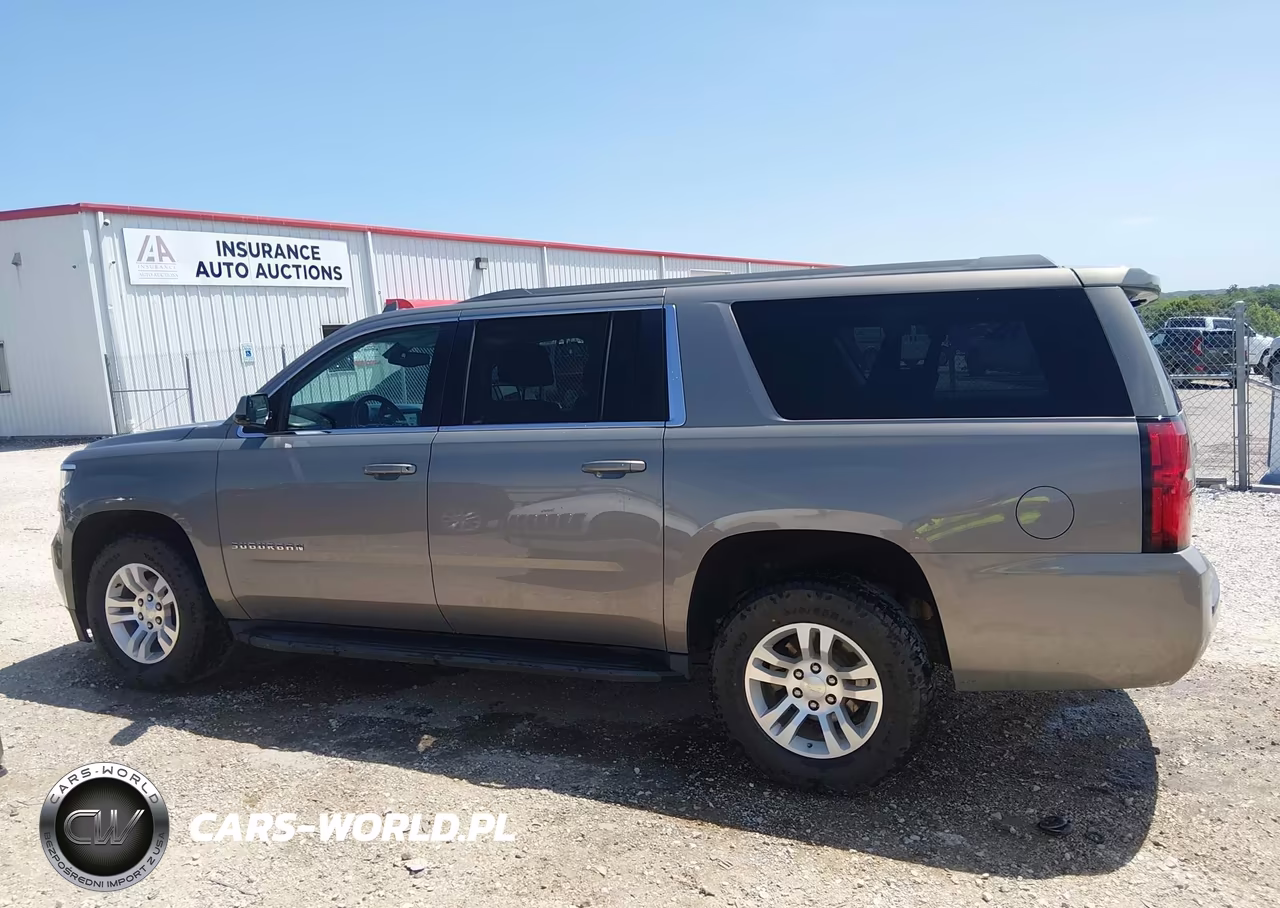 2018 Chevrolet Suburban Ls VIN:1GNSKGKC9JR299995 - 14