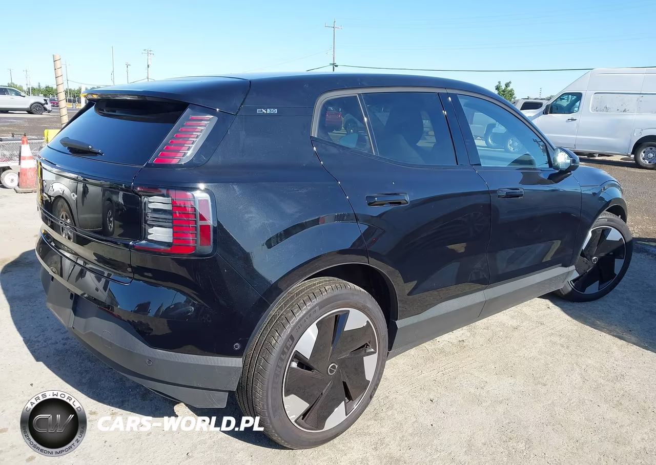 2025 Volvo Ex30 Ultra Twin Motor Performance, Fully Electric VIN:YV4EK3ZLXSS145646 - 4
