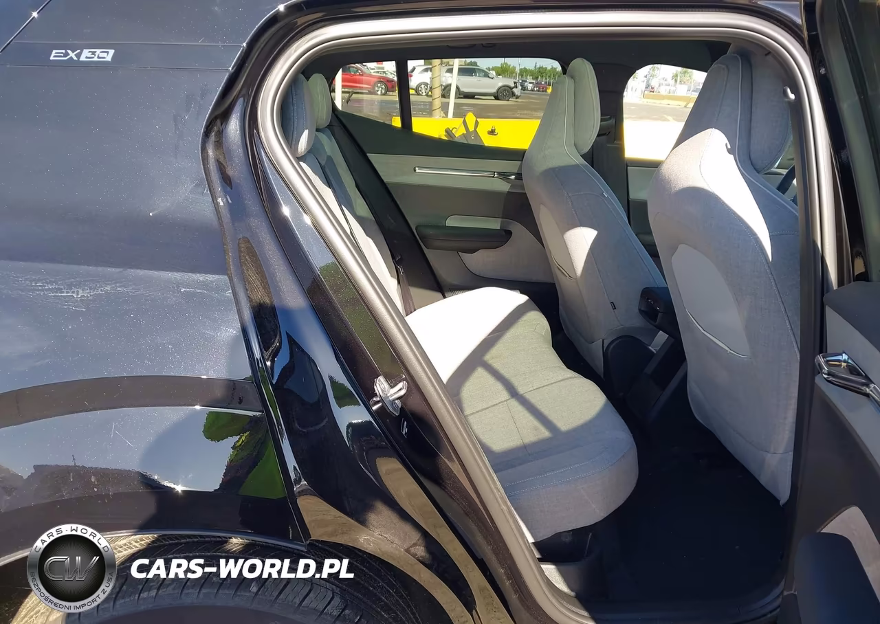 2025 Volvo Ex30 Ultra Twin Motor Performance, Fully Electric VIN:YV4EK3ZLXSS145646 - 8