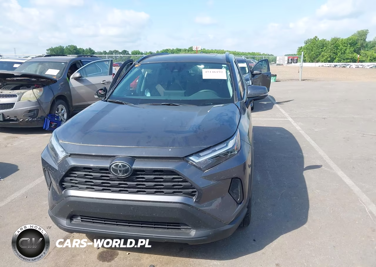 2025 Toyota Rav4 Hybrid Xle VIN:4T3RWRFV0SU173948 - 11