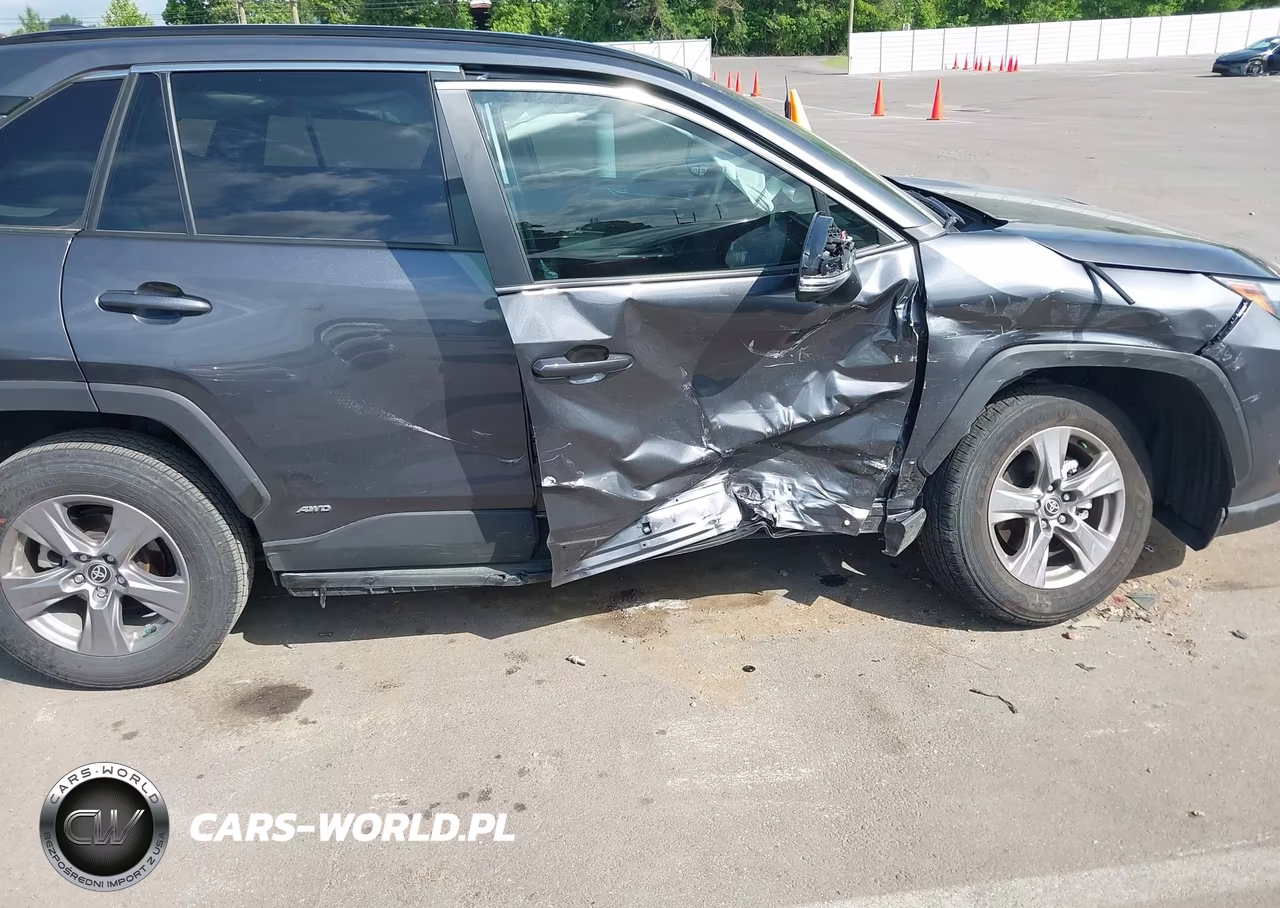 2025 Toyota Rav4 Hybrid Xle VIN:4T3RWRFV0SU173948 - 16