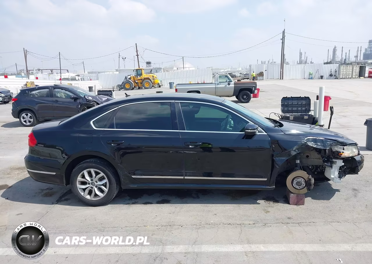 2016 Volkswagen Passat 1.8T S VIN:1VWAT7A37GC067696 - 14