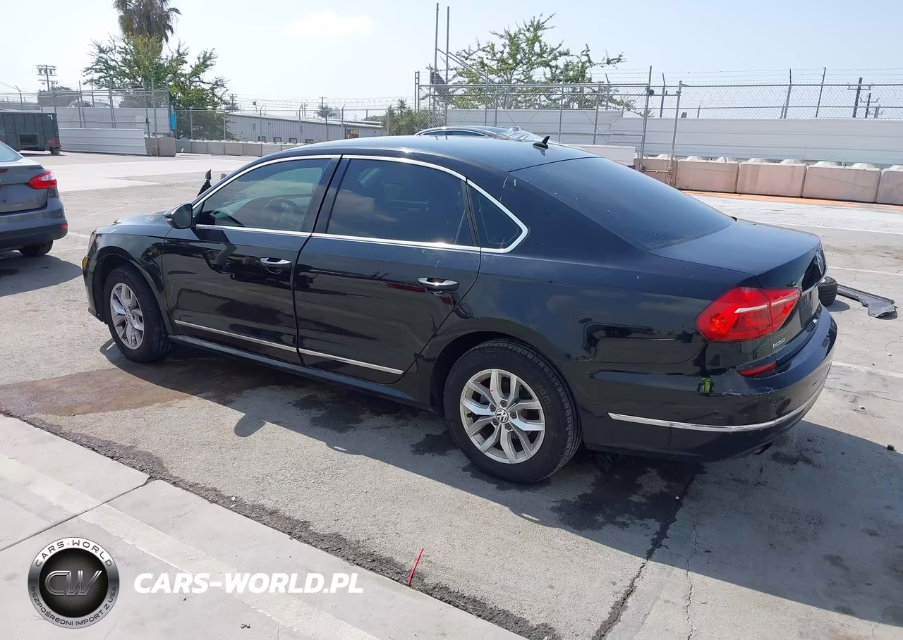 2016 Volkswagen Passat 1.8T S VIN:1VWAT7A37GC067696 - 3