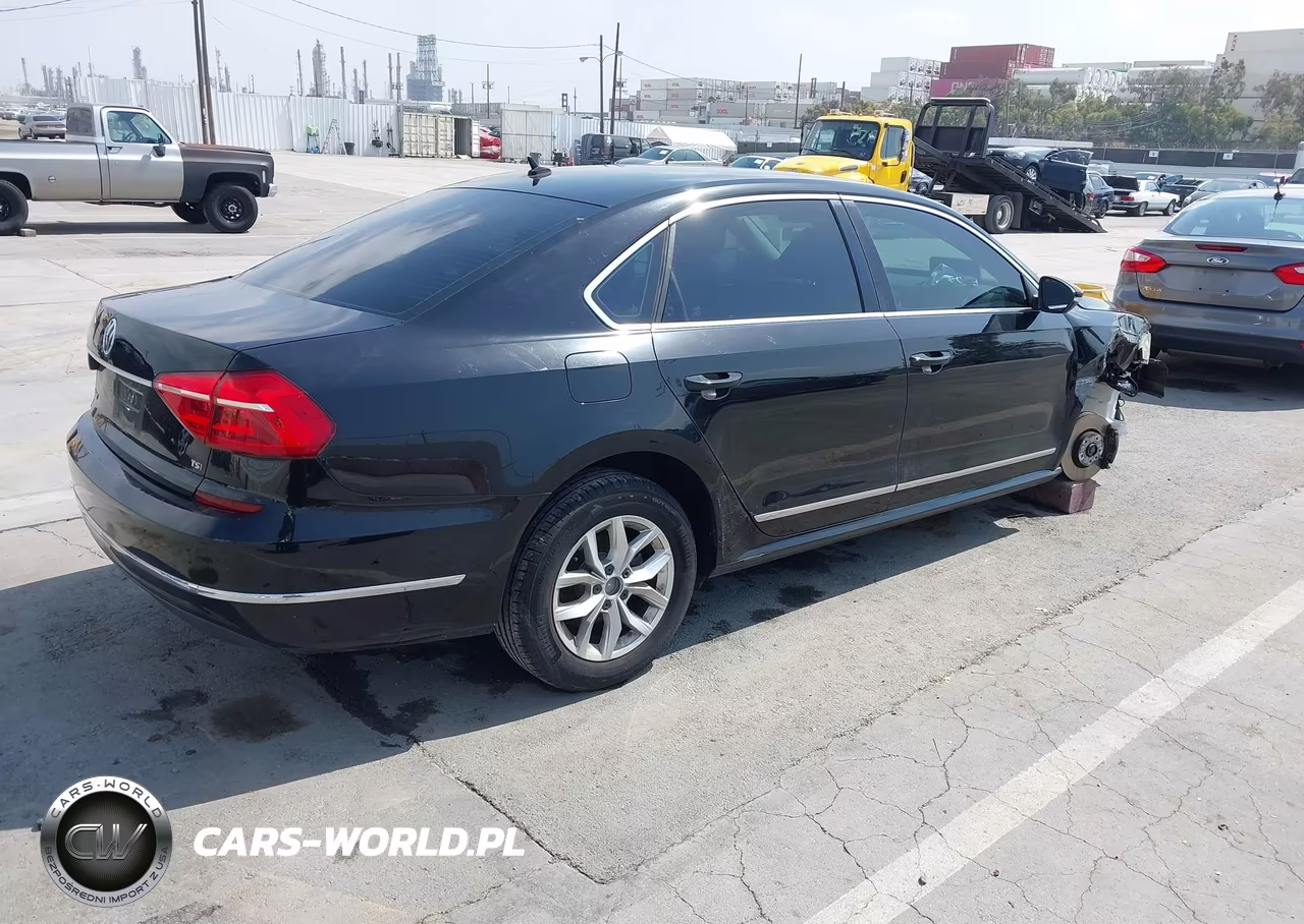 2016 Volkswagen Passat 1.8T S VIN:1VWAT7A37GC067696 - 4