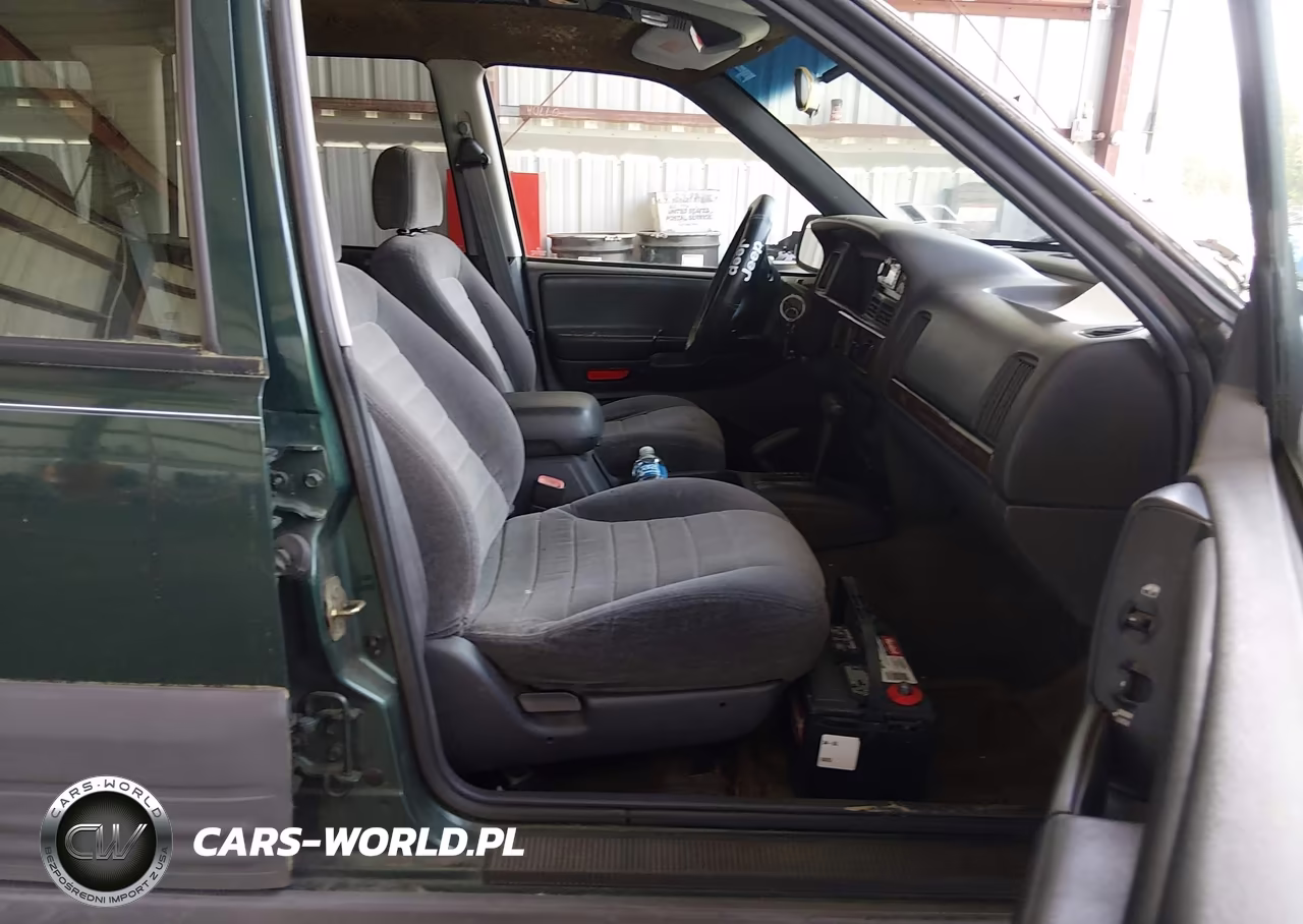 1996 Jeep Grand Cherokee Laredo VIN:1J4GZ58S6TC158606 - 5