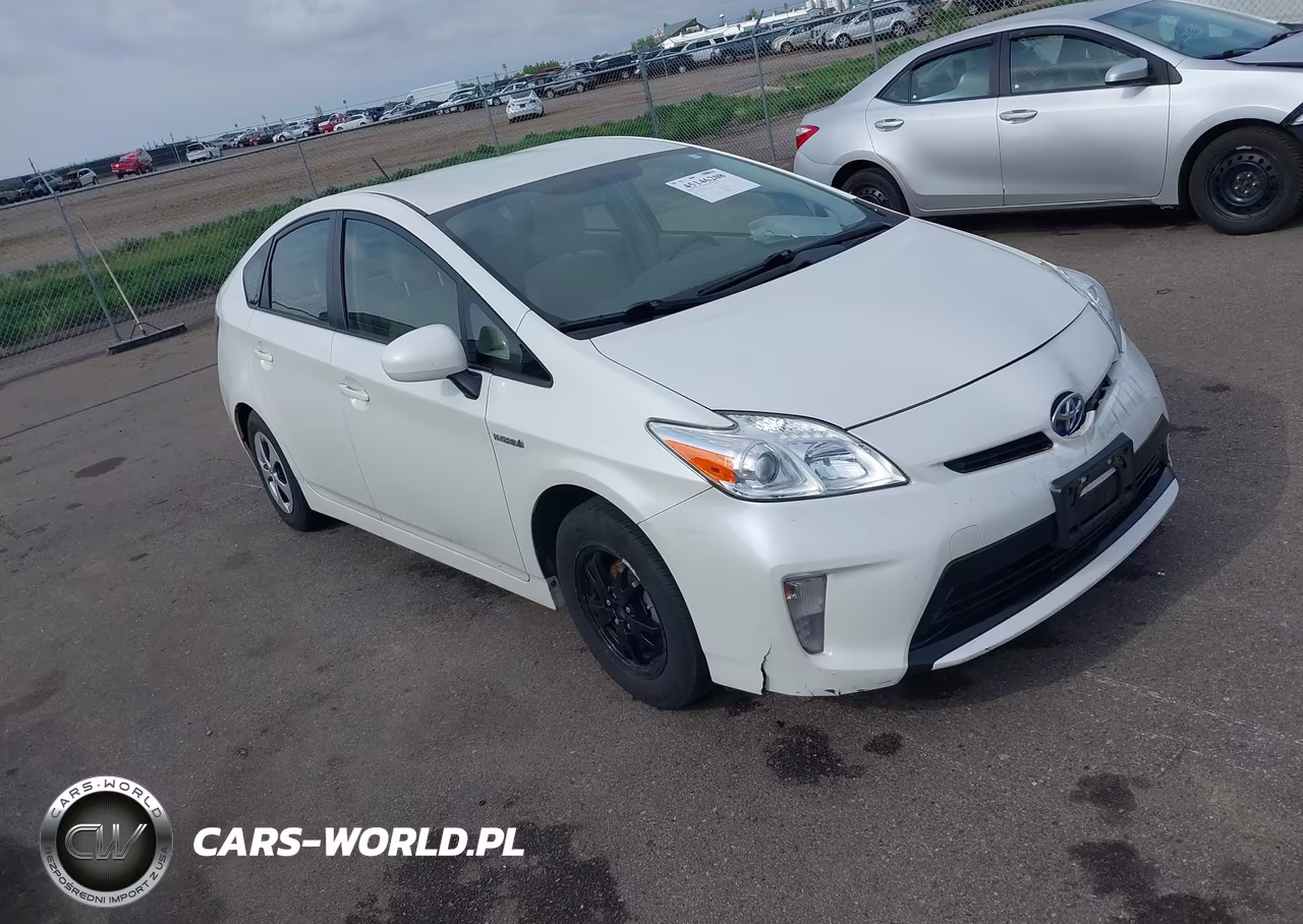2015 Toyota Prius Two – zdjęcie 1 z 19