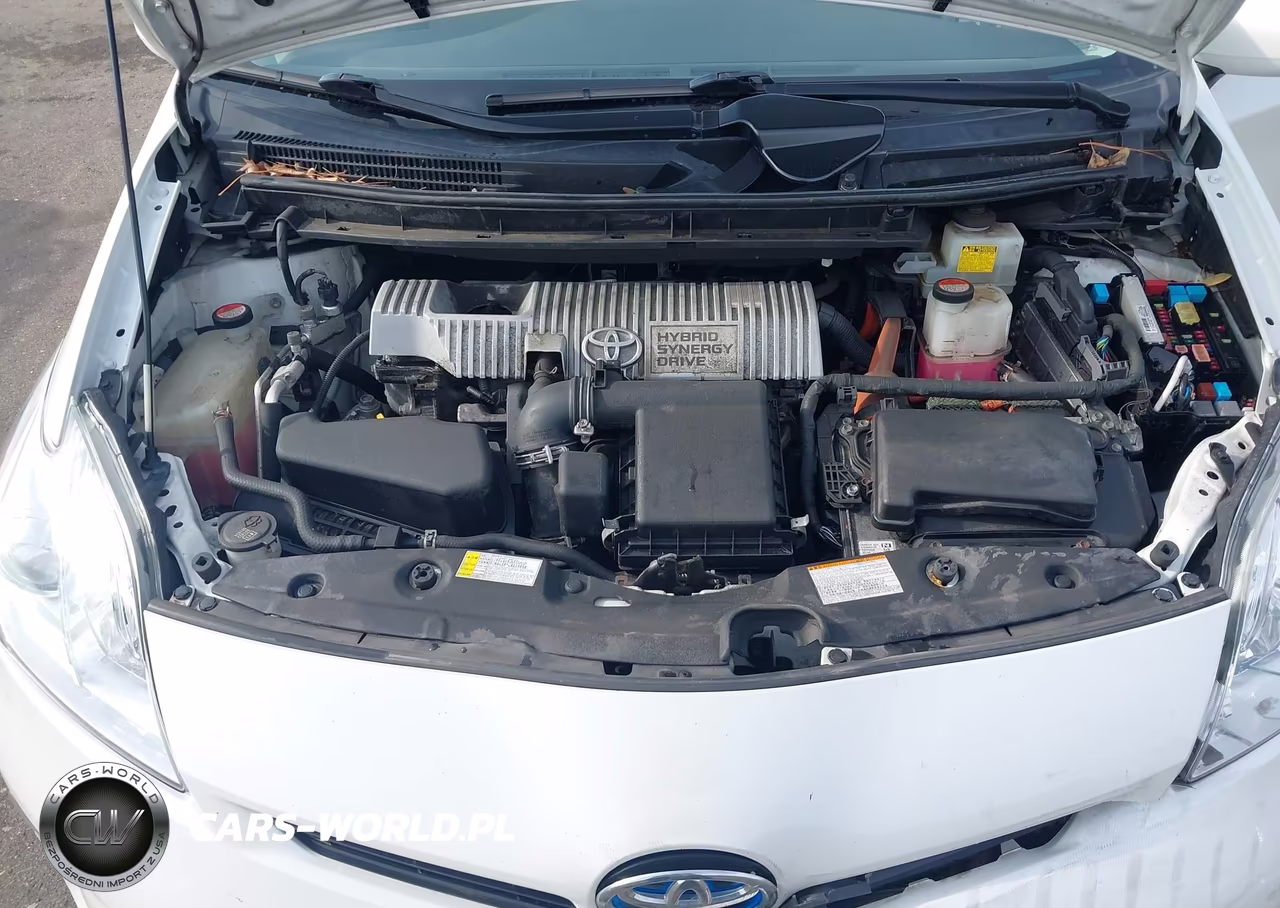 2015 Toyota Prius Two VIN:JTDKN3DUXF2000593 - 10