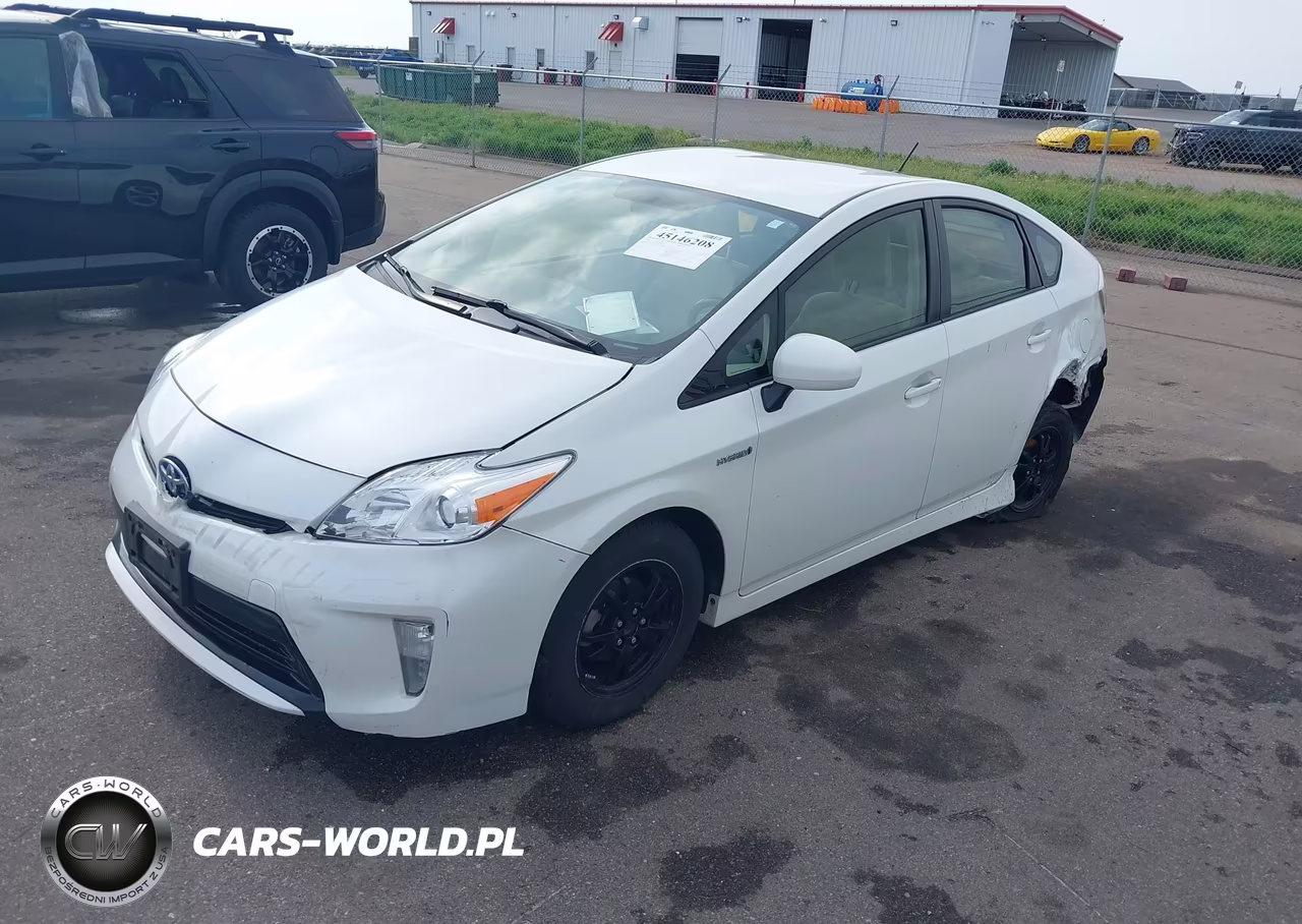 2015 Toyota Prius Two VIN:JTDKN3DUXF2000593 - 2