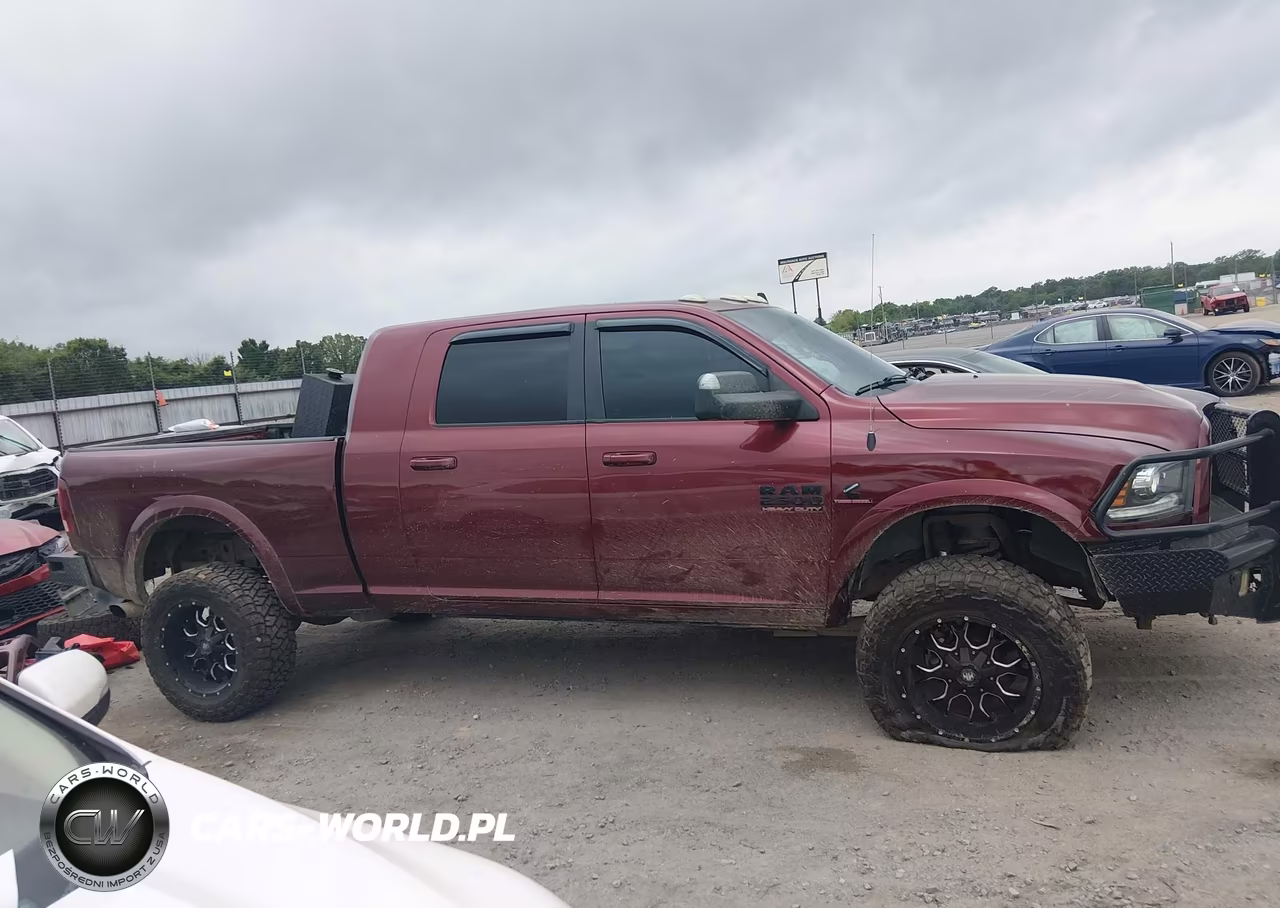 2017 Ram 2500 Laramie 4X4 6'4 Box VIN:3C6UR5NL2HG781979 - 14