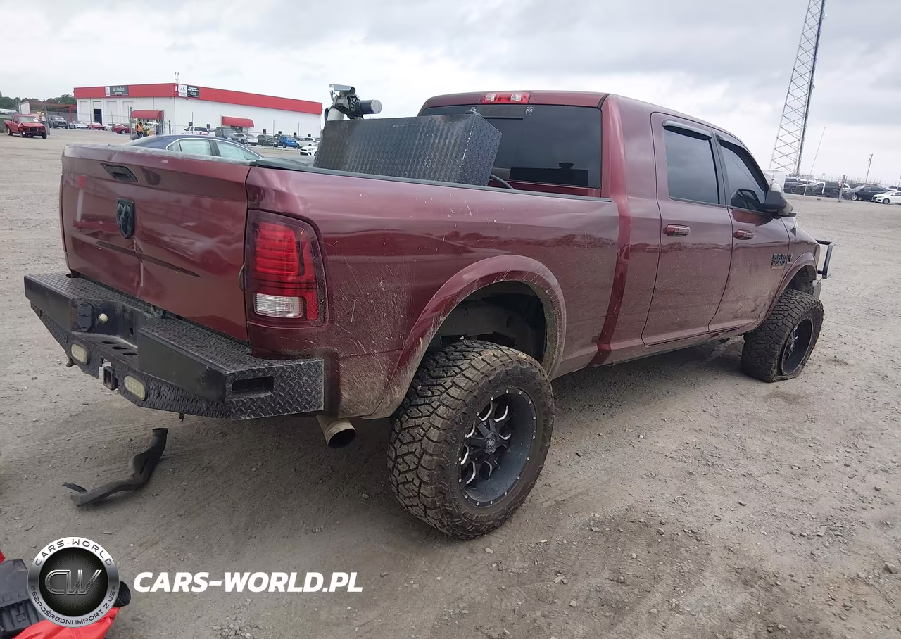 2017 Ram 2500 Laramie 4X4 6'4 Box VIN:3C6UR5NL2HG781979 - 4