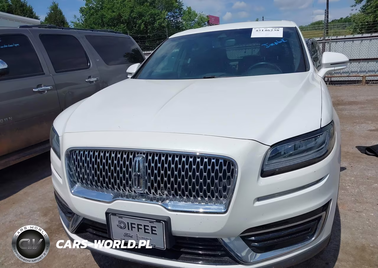 2020 Lincoln Nautilus Standard VIN:2LMPJ6J92LBL06910 - 13