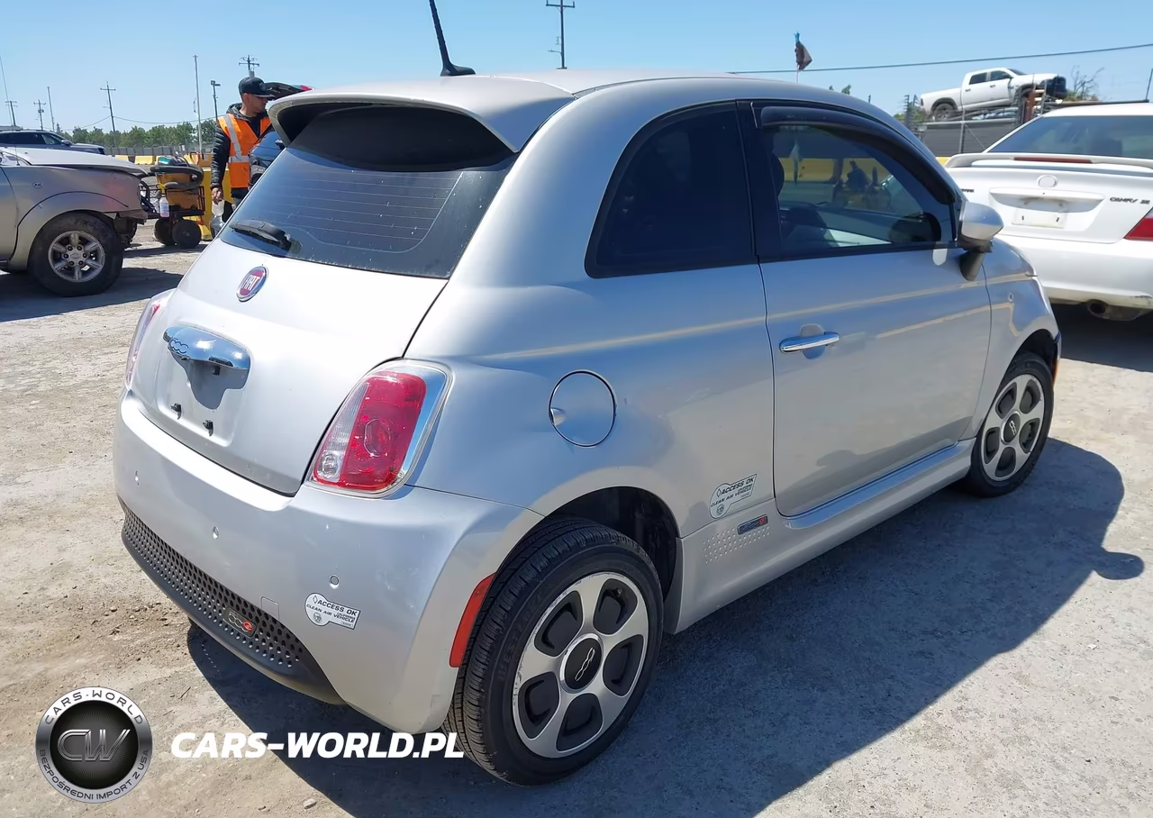 2013 Fiat 500E Battery Electric VIN:3C3CFFGE3DT753387 - 4