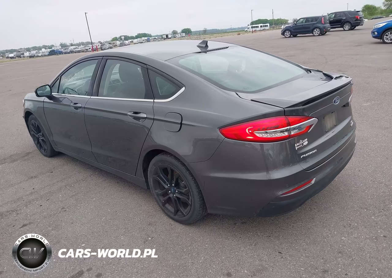 2019 Ford Fusion Se VIN:3FA6P0HD1KR134120 - 3