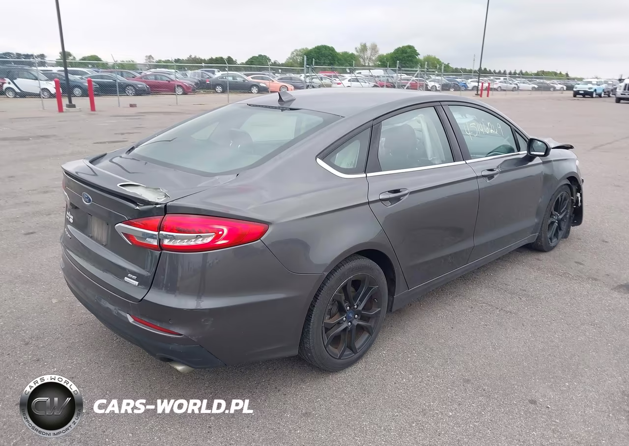 2019 Ford Fusion Se VIN:3FA6P0HD1KR134120 - 4