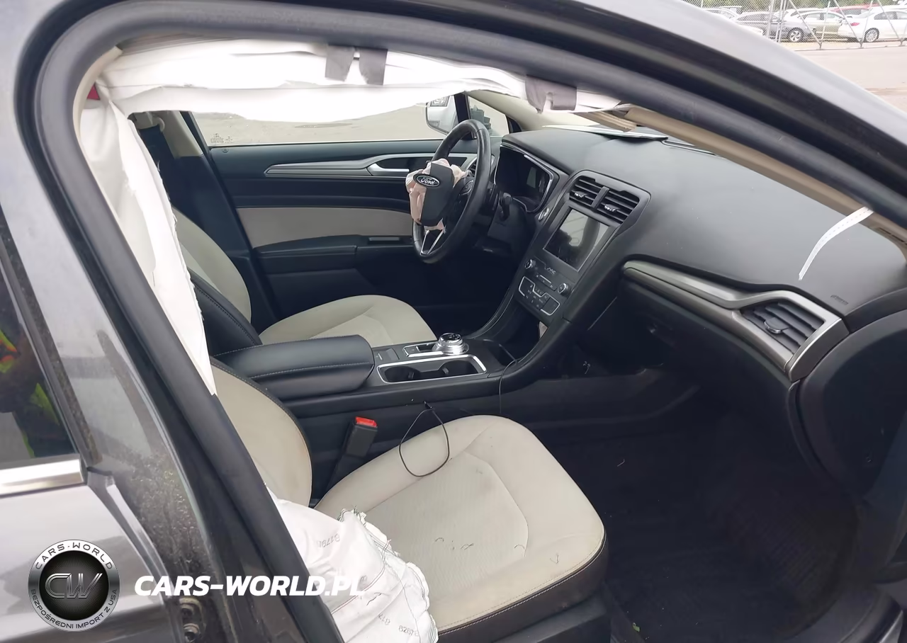 2019 Ford Fusion Se VIN:3FA6P0HD1KR134120 - 5