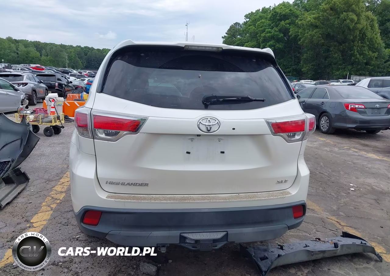 2014 Toyota Highlander Xle V6 VIN:5TDKKRFH1ES017379 - 16