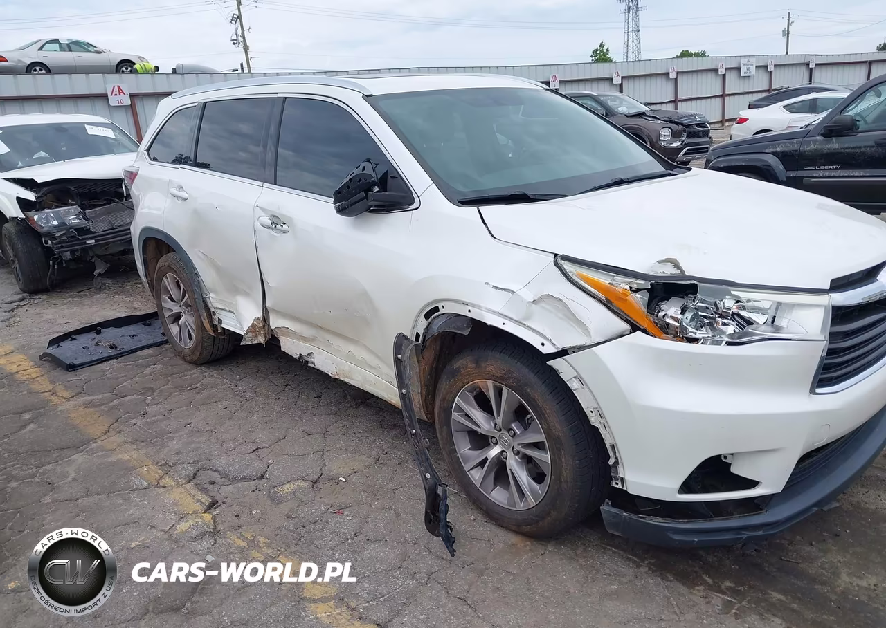 2014 Toyota Highlander Xle V6 VIN:5TDKKRFH1ES017379 - 6