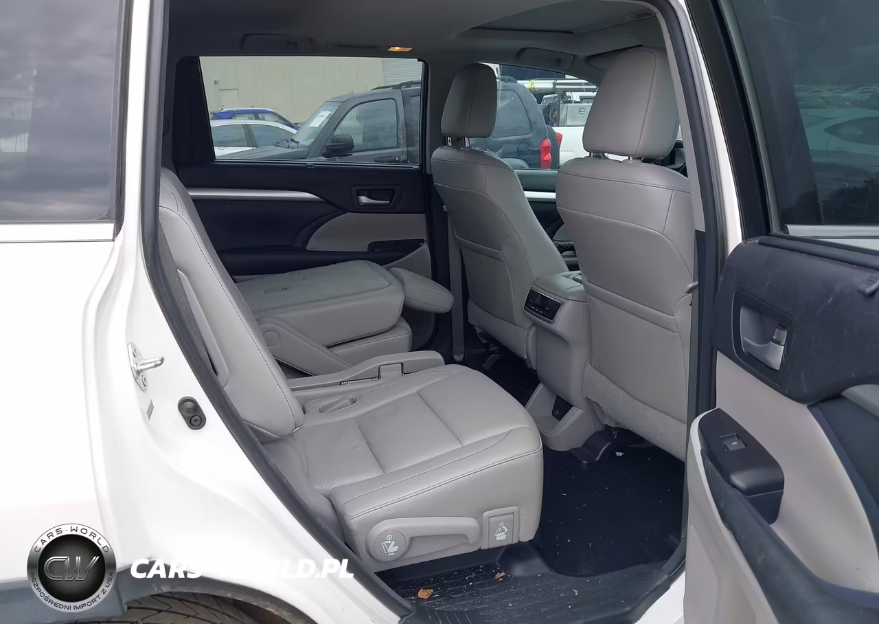 2014 Toyota Highlander Xle V6 VIN:5TDKKRFH1ES017379 - 8