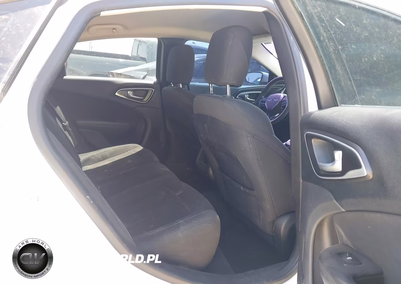 2015 Chrysler 200 Limited VIN:1C3CCCAB7FN715895 - 8