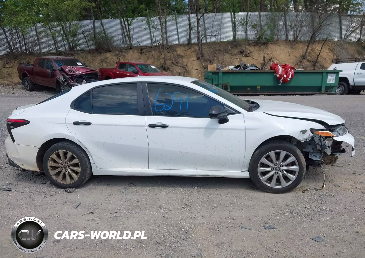 2019 Toyota Camry Le VIN:4T1B11HK9KU830968 - 13