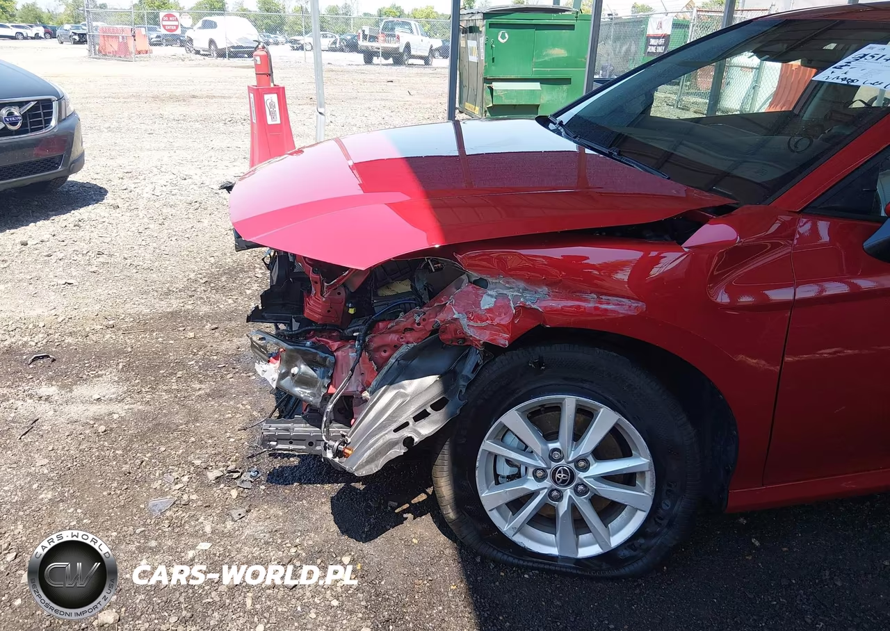 2025 Toyota Camry Le VIN:4T1DAACK6SU064407 - 17