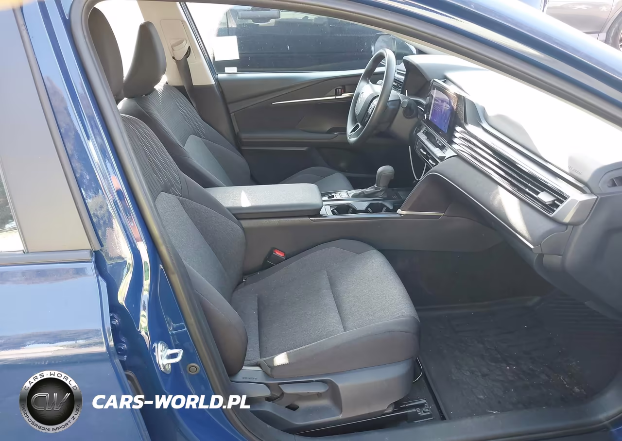 2025 Toyota Camry Le VIN:4T1DAACK6SU065539 - 5