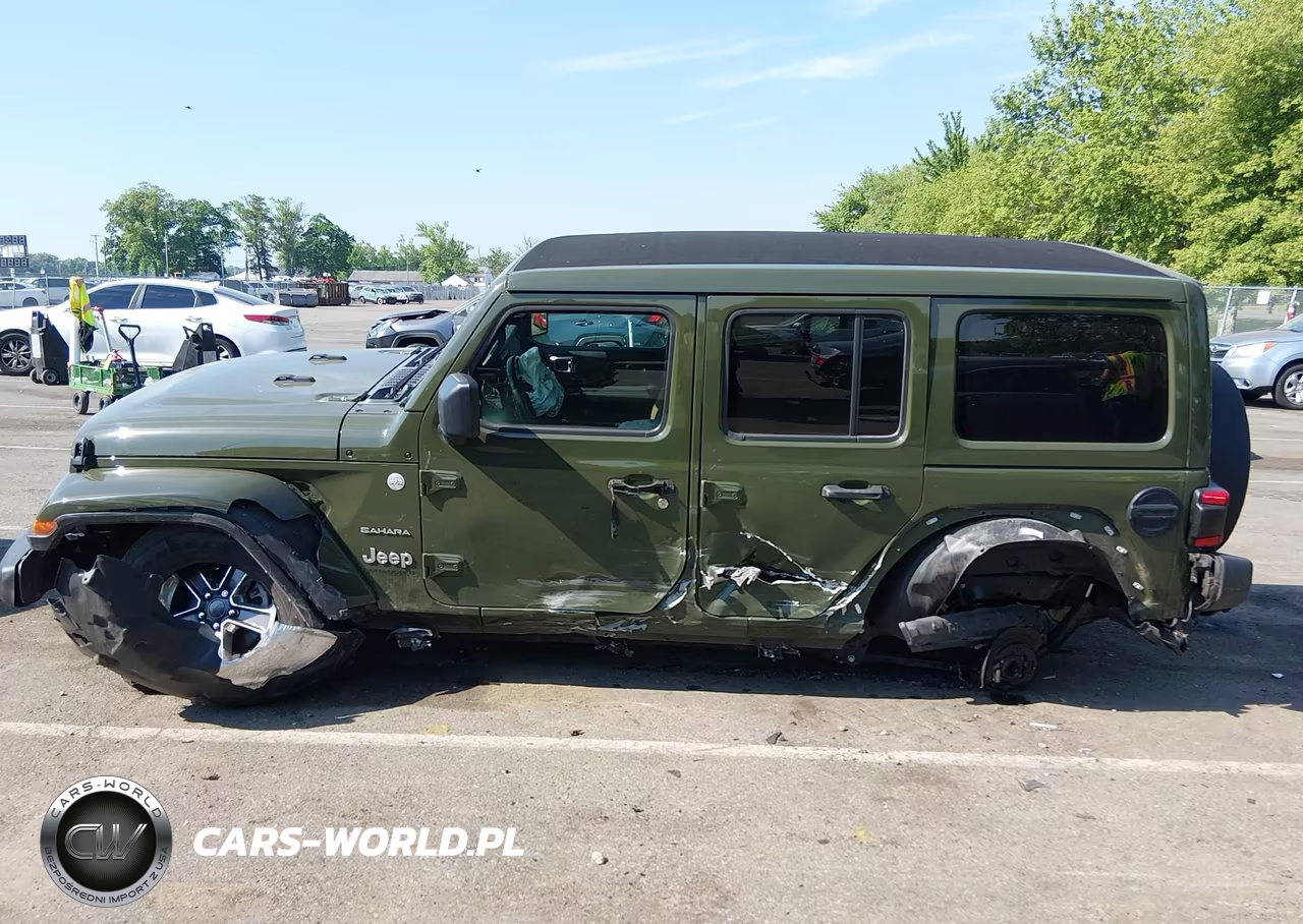 2021 Jeep Wrangler Unlimited Sahara 4X4 VIN:1C4HJXEG7MW762047 - 14