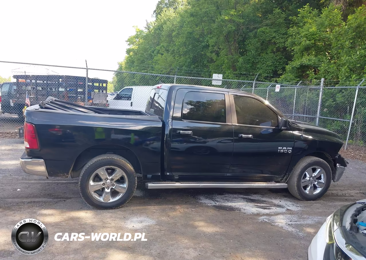 2016 Ram 1500 Big Horn VIN:1C6RR7LG4GS254055 - 14