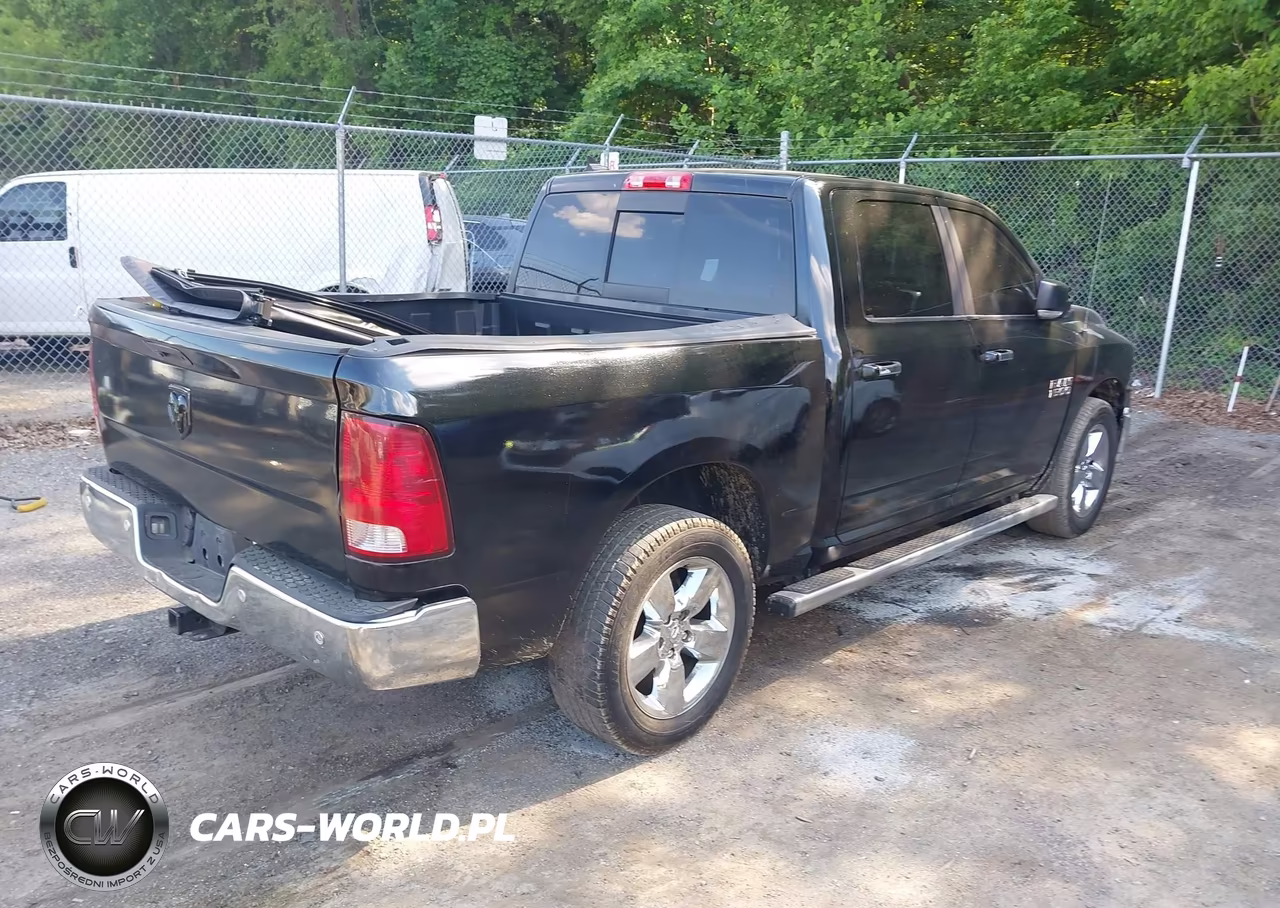 2016 Ram 1500 Big Horn VIN:1C6RR7LG4GS254055 - 4