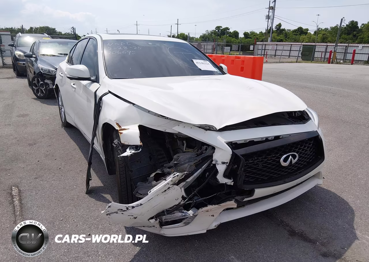 2020 INFINITI Q50 LUXE