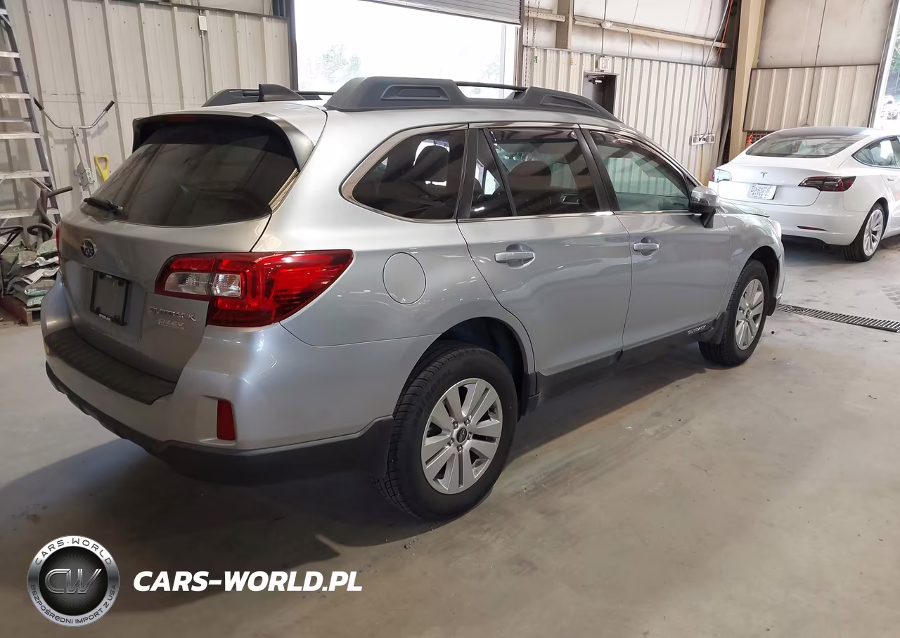 2017 Subaru Outback 2.5I Premium VIN:4S4BSAFC4H3404029 - 4