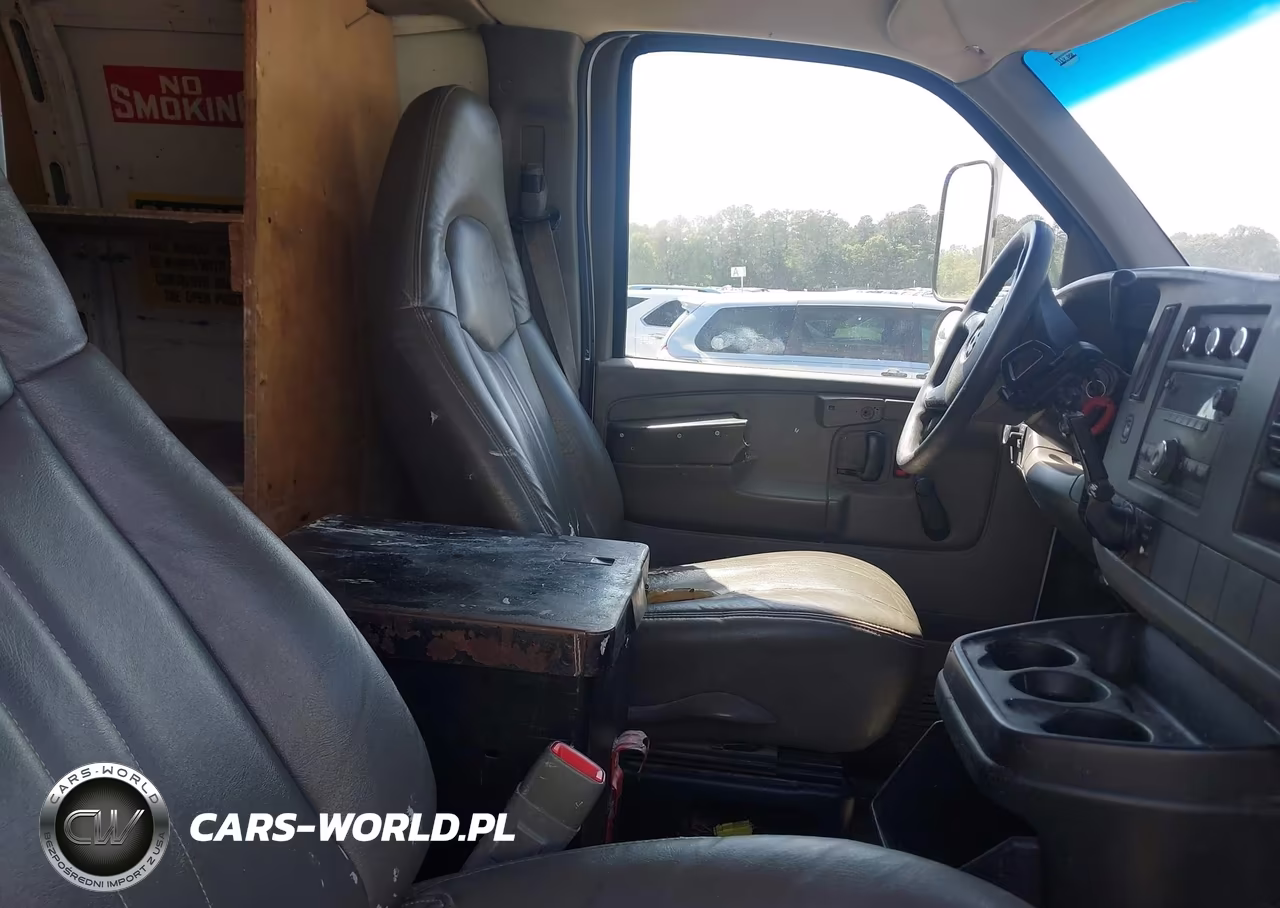 2008 Chevrolet Express Work Van VIN:1GBHG39C981184362 - 5
