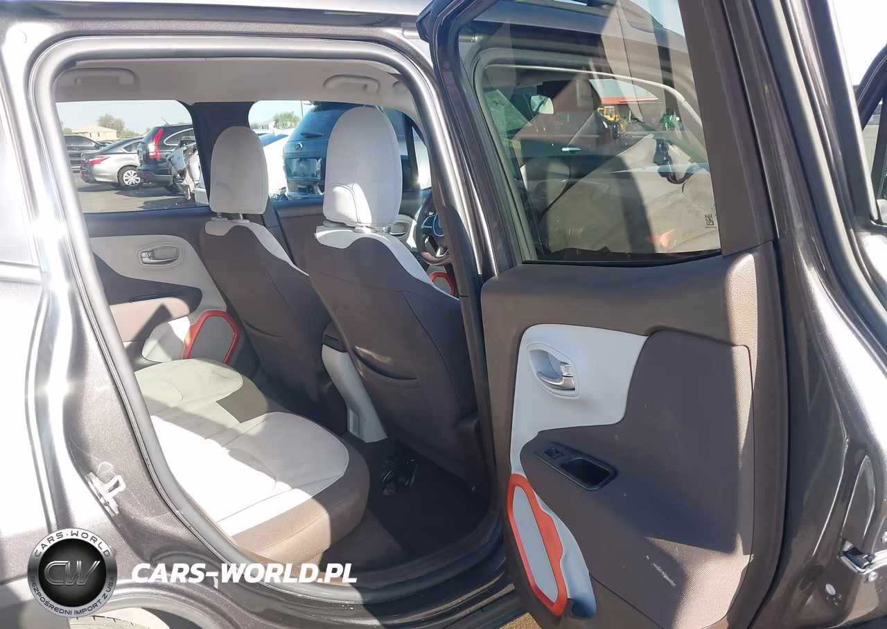 2016 Jeep Renegade Latitude VIN:ZACCJABT9GPE16351 - 8
