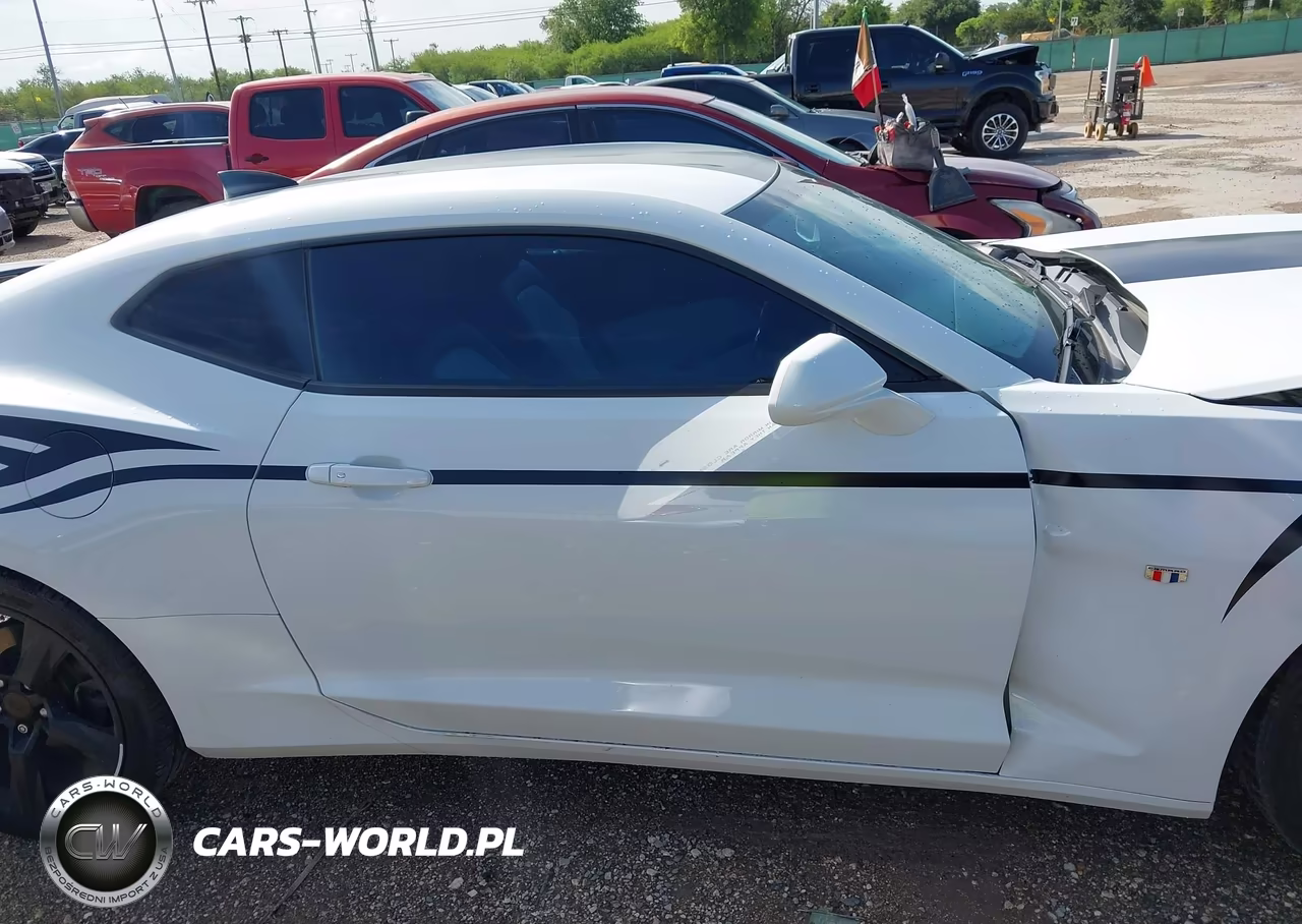 2016 Chevrolet Camaro 2Lt VIN:1G1FD1RS9G0136722 - 14
