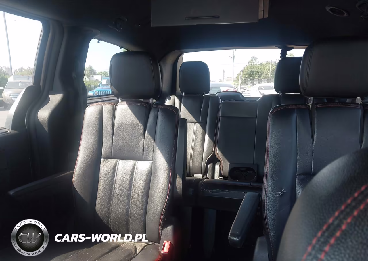 2016 Dodge Grand Caravan R-T VIN:2C4RDGEG3GR335635 - 8