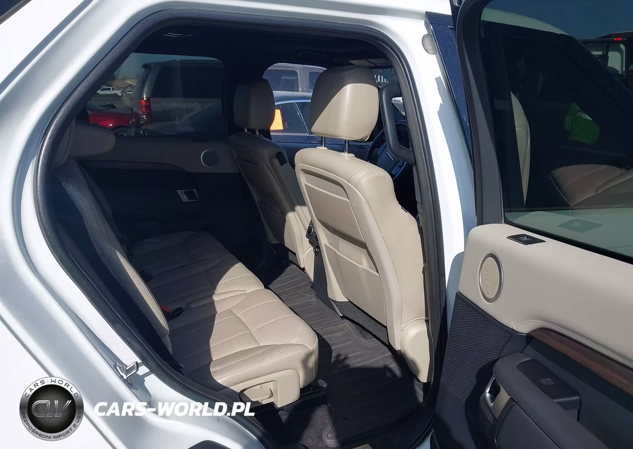 2019 Land Rover Discovery Hse VIN:SALRR2RV8K2412898 - 8