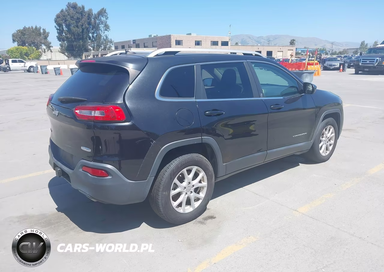 2014 Jeep Cherokee Latitude VIN:1C4PJMCS3EW214968 - 4