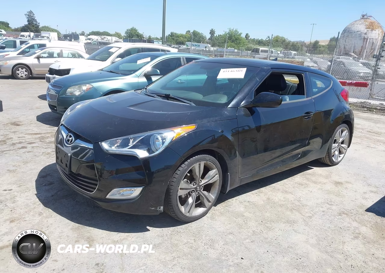 2015 Hyundai Veloster VIN:KMHTC6ADXFU228917 - 2