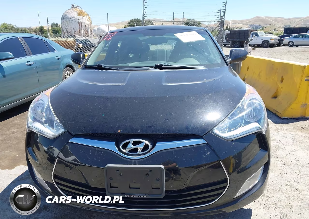 2015 Hyundai Veloster VIN:KMHTC6ADXFU228917 - 6