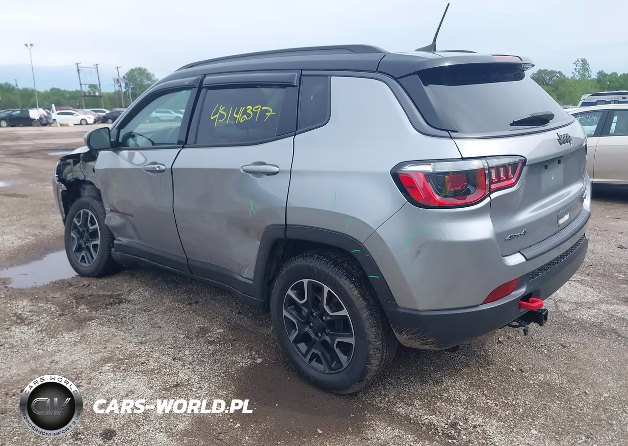 2019 Jeep Compass Trailhawk 4X4 VIN:3C4NJDDB6KT639057 - 3