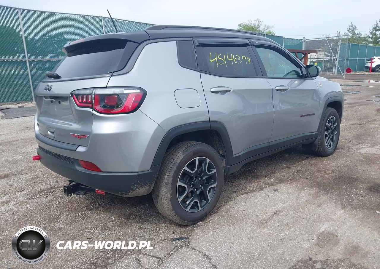 2019 Jeep Compass Trailhawk 4X4 VIN:3C4NJDDB6KT639057 - 4