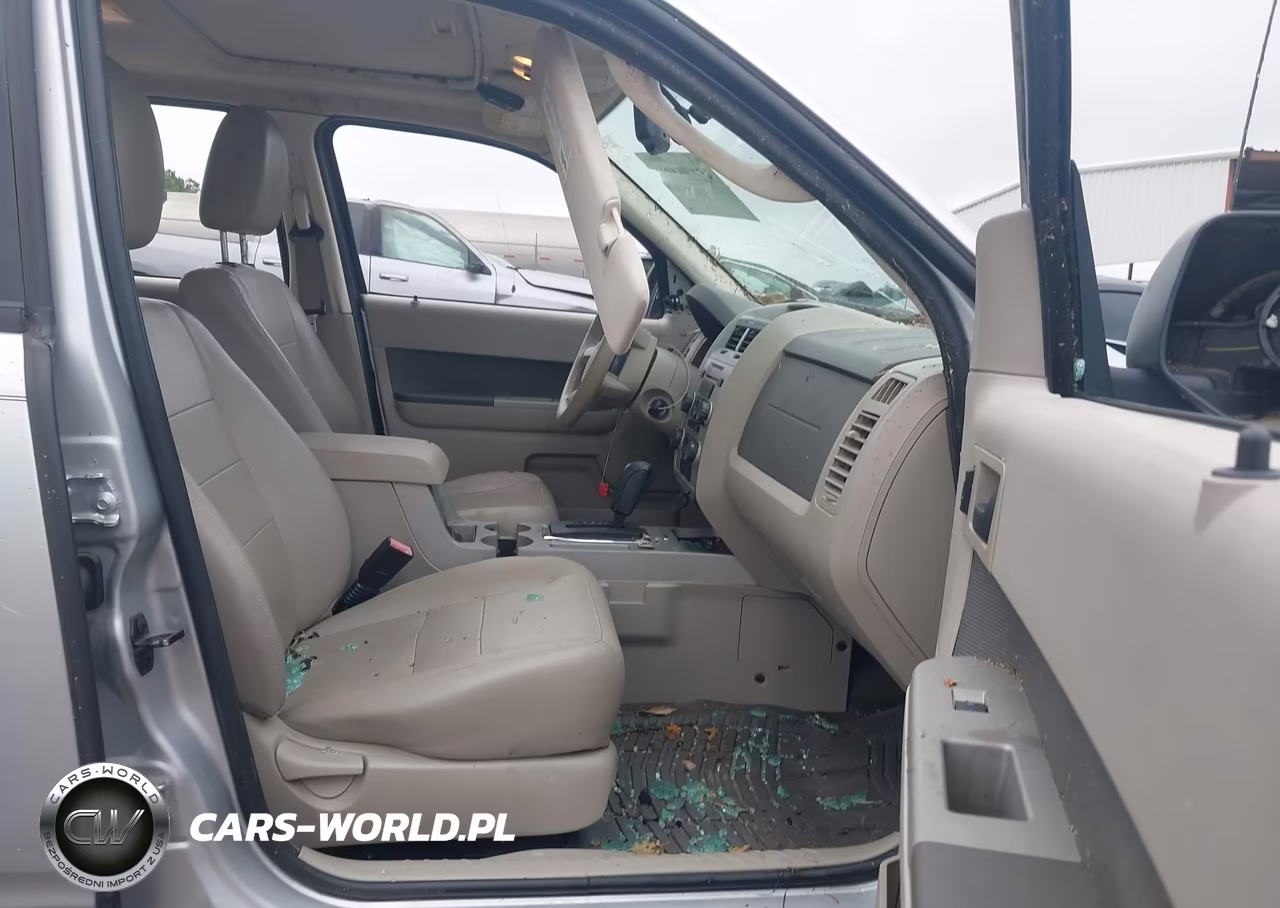 2010 Ford Escape Xlt VIN:1FMCU0D74AKD42657 - 5