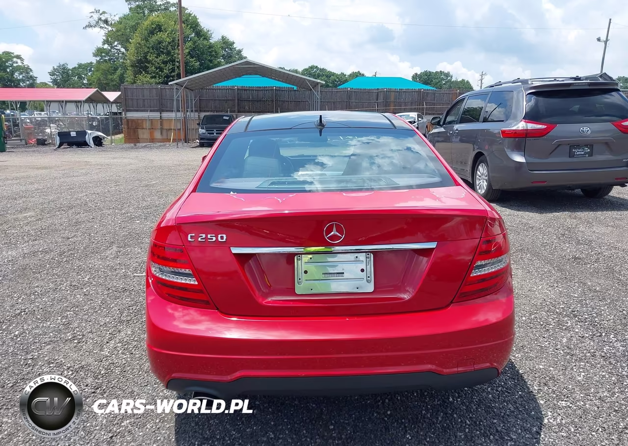 2015 Mercedes-Benz C 250 VIN:WDDGJ4HB1FG393389 - 17