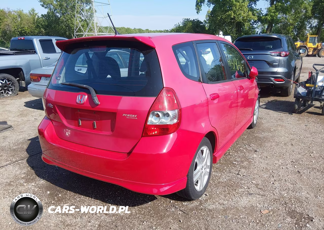 2008 Honda Fit Sport VIN:JHMGD38638S073777 - 4