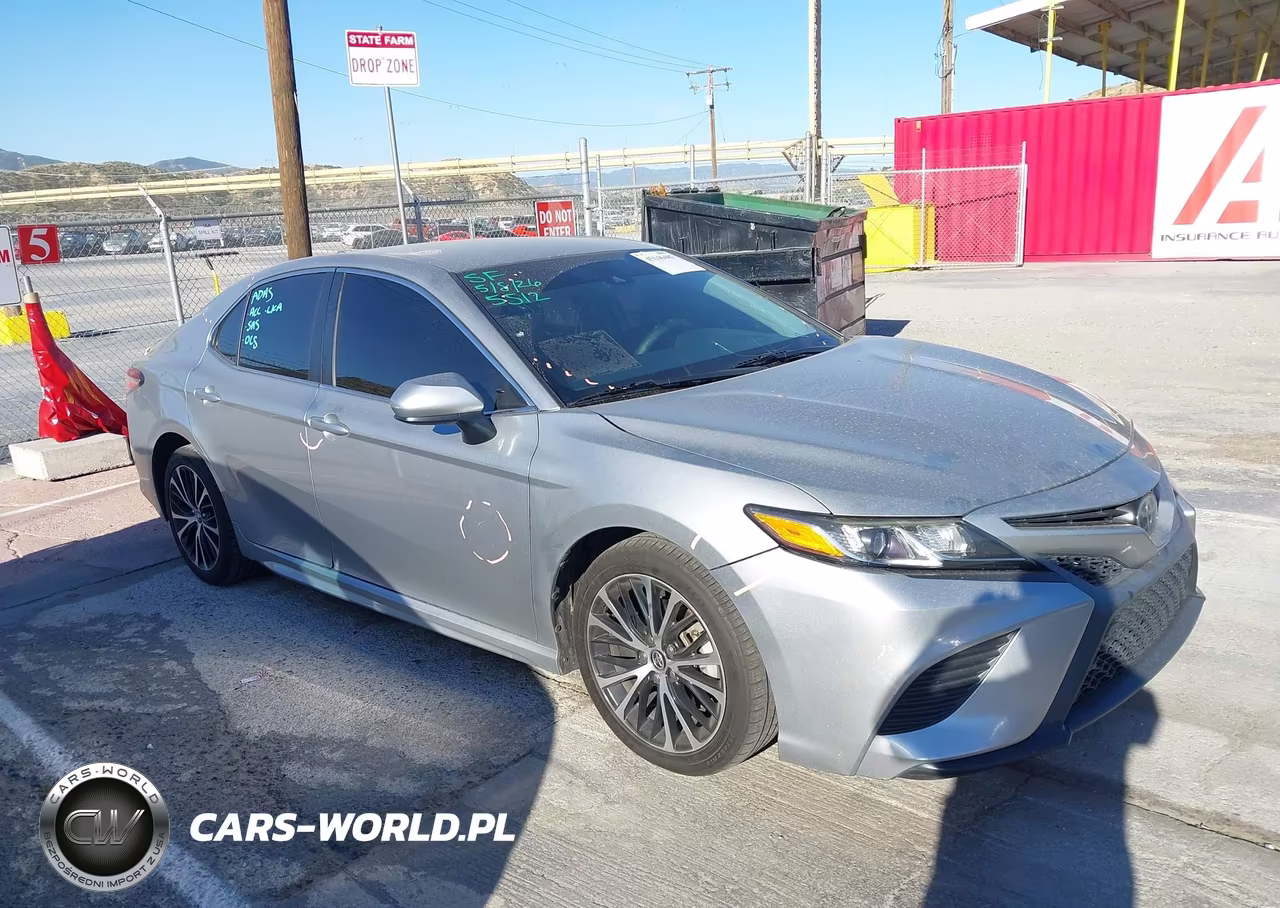 2020 Toyota Camry Se – zdjęcie 1 z 16