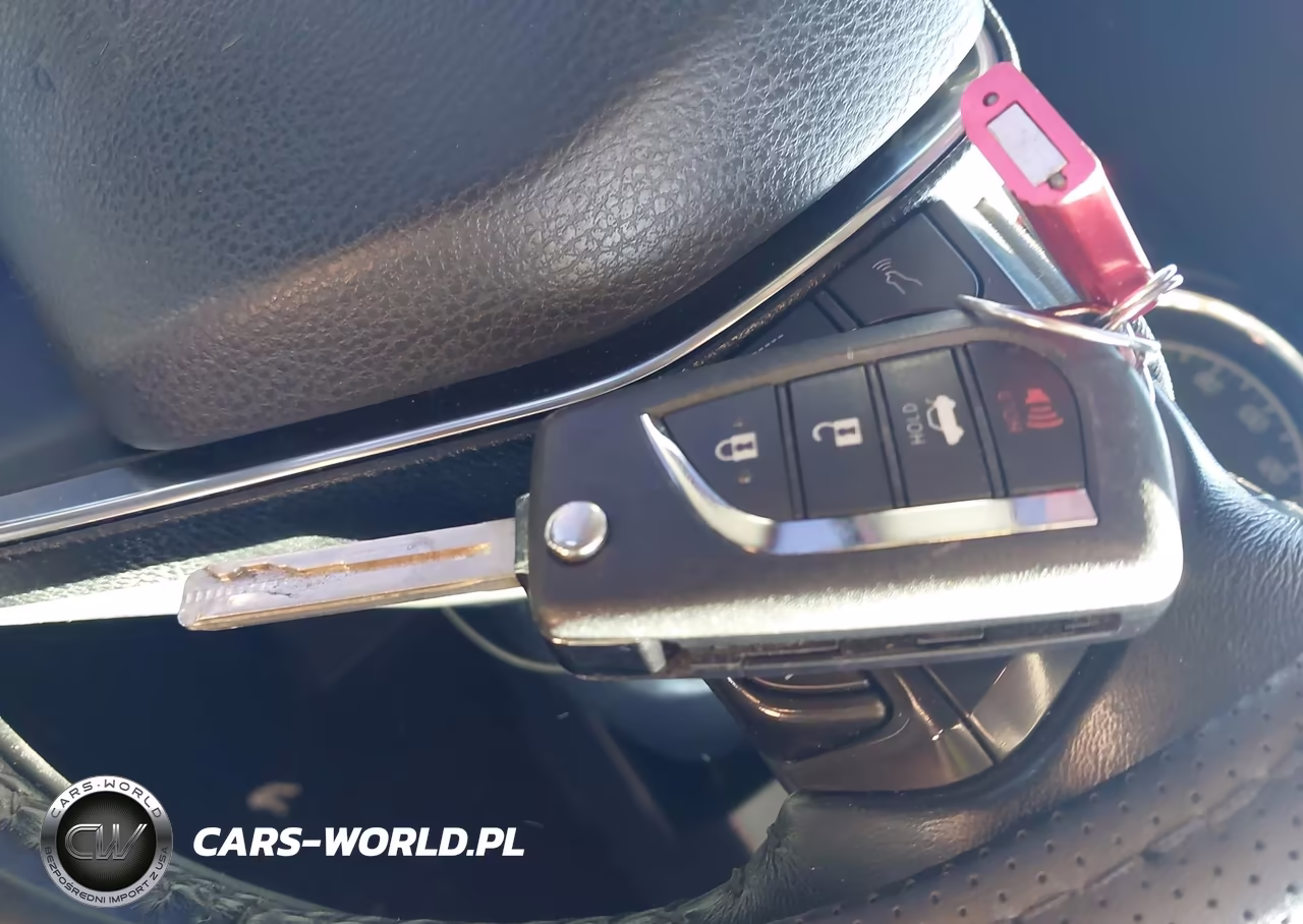 2020 Toyota Camry Se VIN:4T1G11AK9LU876723 - 11