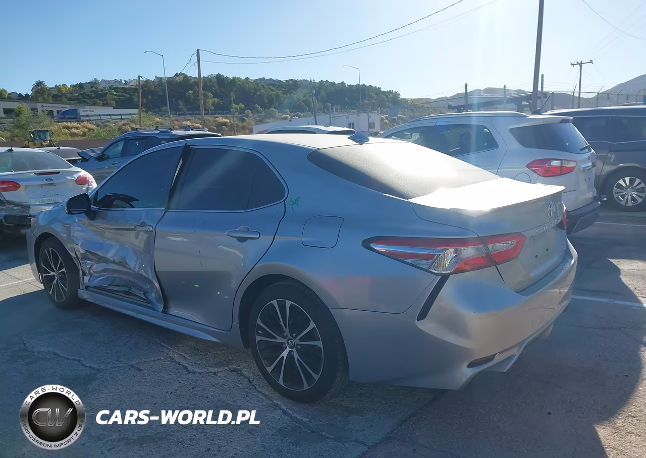 2020 Toyota Camry Se VIN:4T1G11AK9LU876723 - 3